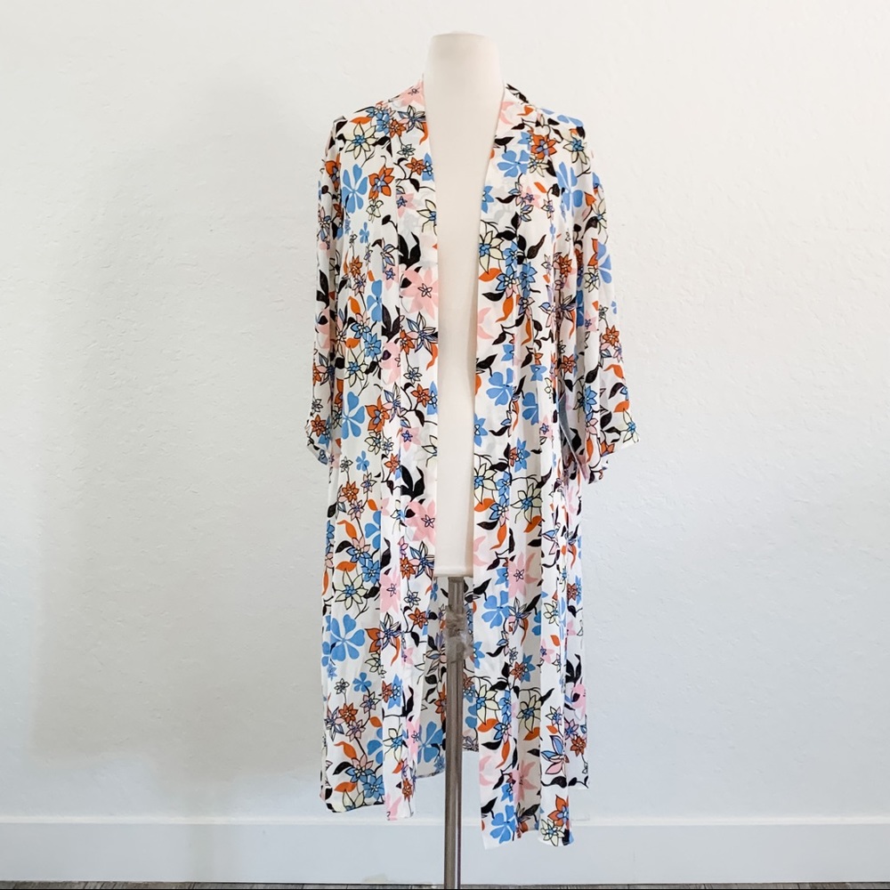 NWT MODCLOTH Floral Kimono